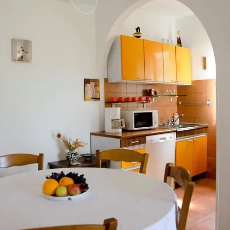 Perci Apartment *